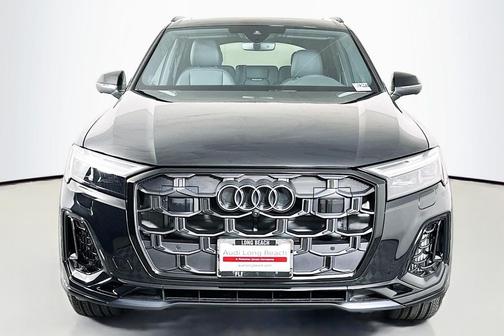 Mythos Black Metallic 2026 Audi Q7 55 Premium