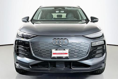 2025 Audi Q6 e-tron Premium Plus