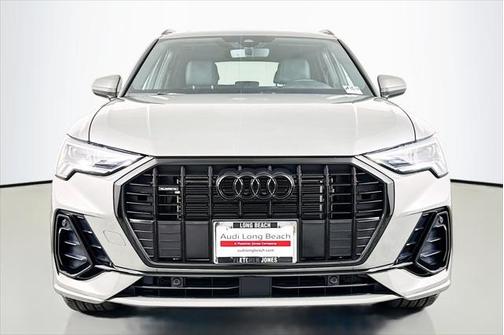 2024 Audi Q3 Premium 45 TFSI S line quattro Tiptronic