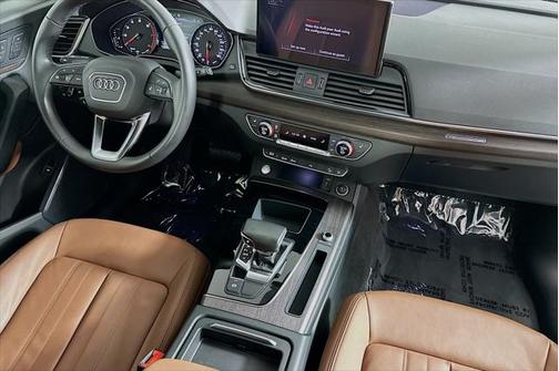 2022 Audi Q5 45 S line Premium