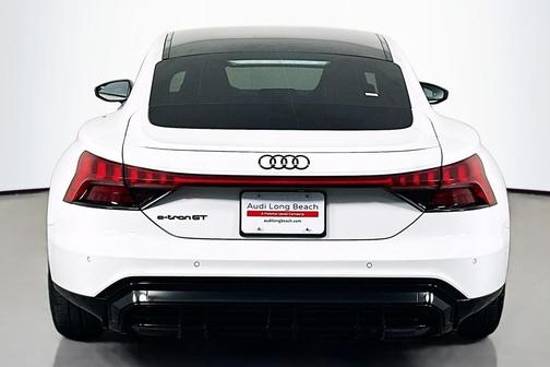 2022 Audi e-tron GT Prestige