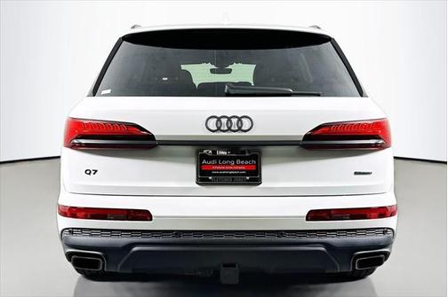 2025 Audi Q7 55 Prestige