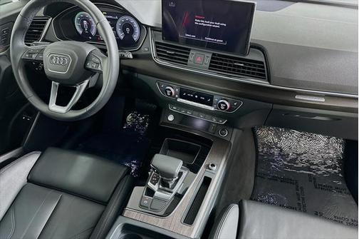 2024 Audi Q5 55 S line Premium