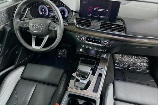 2025 Audi Q5 45 S line Premium Plus