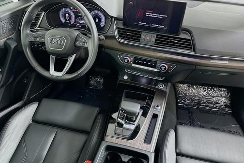 2025 Audi Q5 45 S line Premium Plus
