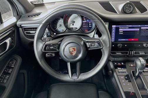 Volcano Grey Metallic 2023 Porsche Macan Macan S
