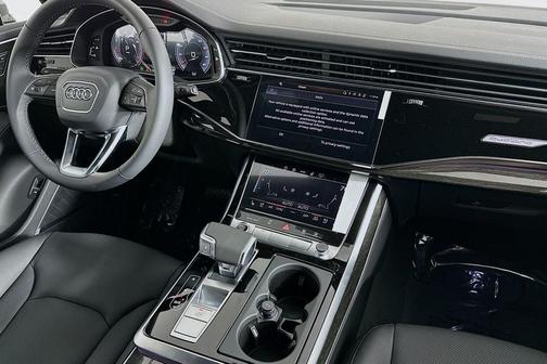 2026 Audi Q7 55 Premium Plus