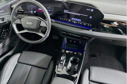 2025 Audi Q6 e-tron Premium Plus