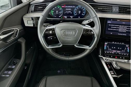 2024 Audi Q8 e-tron Premium Plus