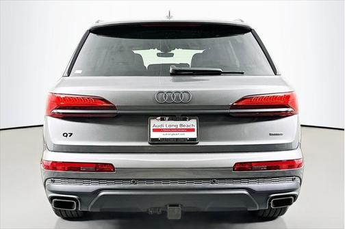 2025 Audi Q7 55 Premium Plus