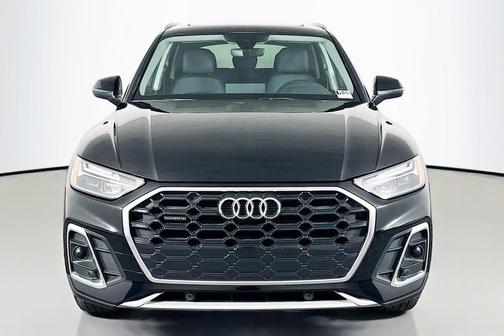 2023 Audi Q5 45 S line Premium