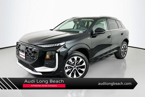 Mythos Black Metallic 2026 Audi Q3 TFSI quattro S tronic