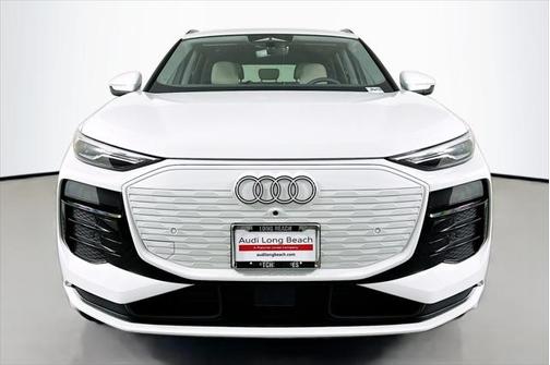 2025 Audi Q6 e-tron Premium quattro