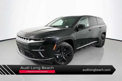 Diamond Black Crystal Pearlcoat 2024 Jeep Wagoneer S Launch Edition