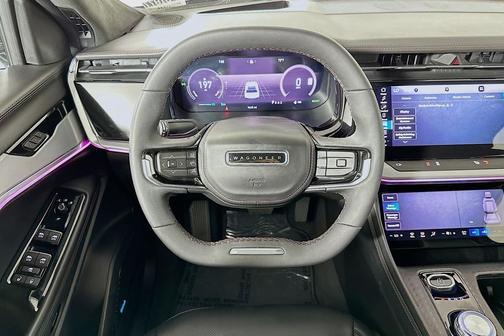 Diamond Black Crystal Pearlcoat 2024 Jeep Wagoneer S Launch Edition