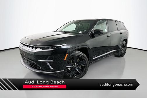 Diamond Black Crystal Pearlcoat 2024 Jeep Wagoneer S Launch Edition