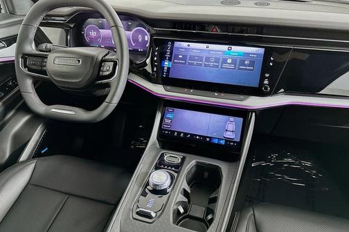 Diamond Black Crystal Pearlcoat 2024 Jeep Wagoneer S Launch Edition