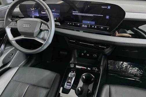 2025 Audi Q6 e-tron Premium quattro