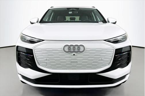 2025 Audi Q6 e-tron Premium