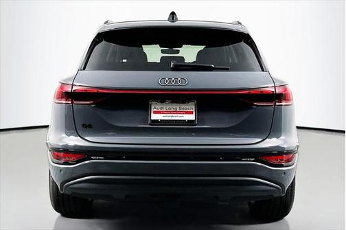 2025 Audi Q6 e-tron Premium Plus