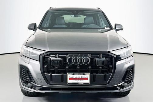 2026 Audi Q7 45 Premium