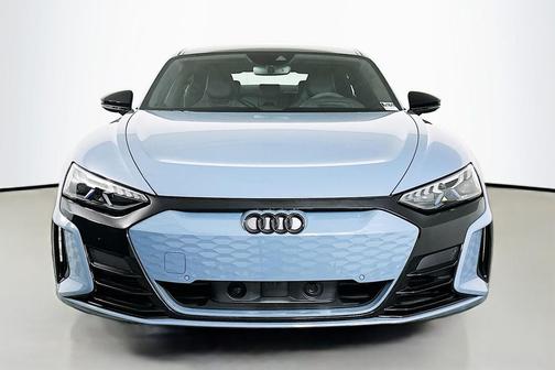2023 Audi e-tron GT Prestige quattro