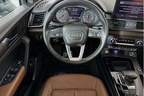 2022 Audi Q5 45 S line Premium