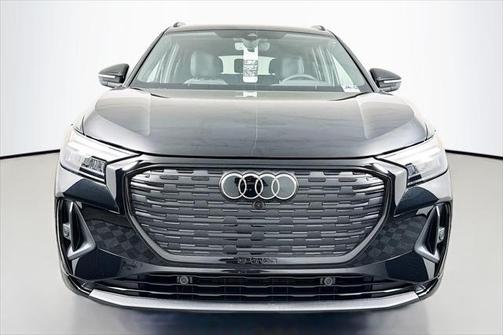 2025 Audi Q4 e-tron Premium Plus 55 quattro