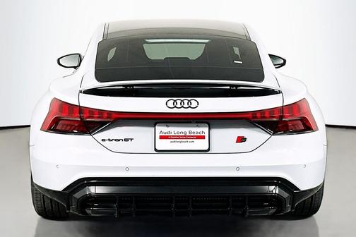 2022 Audi e-tron GT Prestige