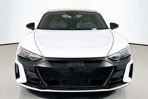 2022 Audi e-tron GT Prestige