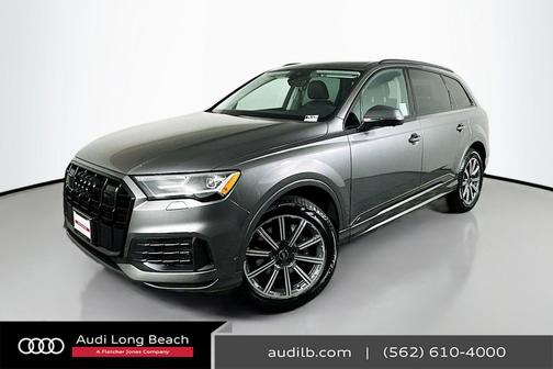 2023 Audi Q7 45 Premium Plus