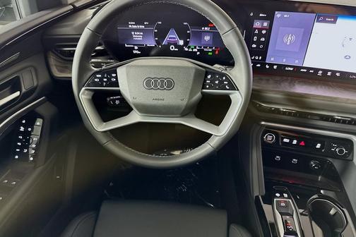 2025 Audi Q5 Premium Plus TFSI quattro S tronic