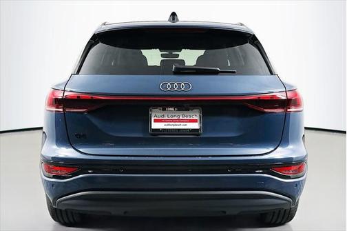 2025 Audi Q6 e-tron Premium