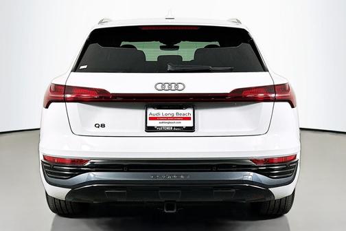 2024 Audi Q8 e-tron Premium Plus