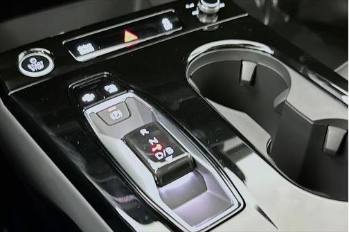 2025 Audi Q6 e-tron Premium