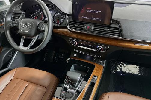 2023 Audi Q5 40 Premium