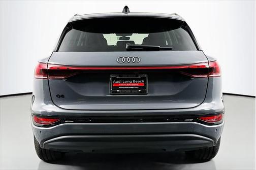 2025 Audi Q6 e-tron Premium