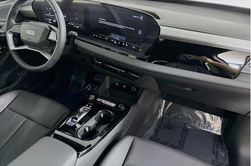2025 Audi Q6 e-tron Premium