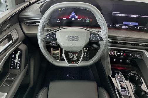 2025 Audi SQ5 3.0T Premium Plus