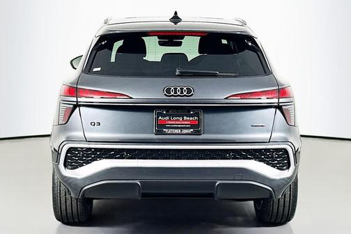 2026 Audi Q3 S line
