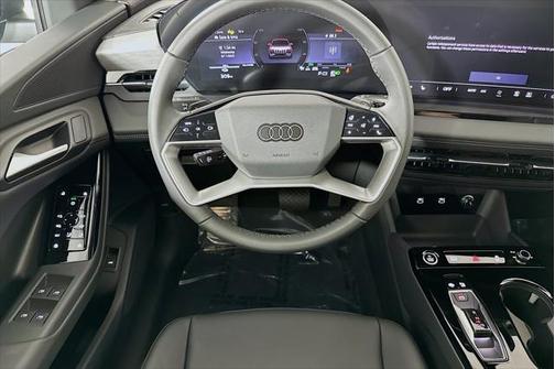 2025 Audi Q6 e-tron Premium quattro