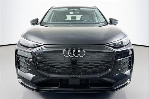 2025 Audi Q6 e-tron Prestige quattro