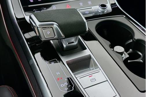 2025 Audi RS Q8 4.0T