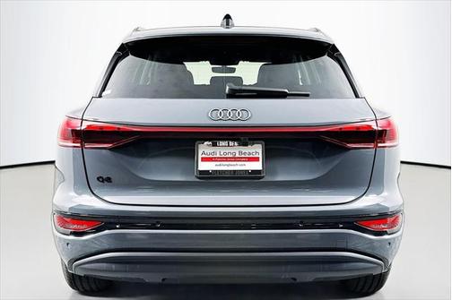 2025 Audi Q6 e-tron Premium