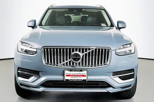 2022 Volvo XC90 Recharge Plug-In Hybrid T8 Inscription Expression 7 Passenger