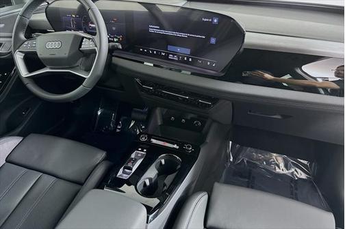 2025 Audi Q6 e-tron Premium Plus quattro