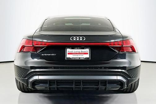 2022 Audi e-tron GT Premium Plus
