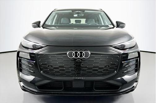 2025 Audi Q6 e-tron Premium Plus quattro