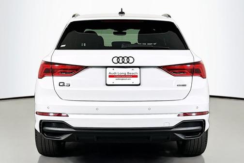 2023 Audi Q3 Premium 45 TFSI S line quattro Tiptronic