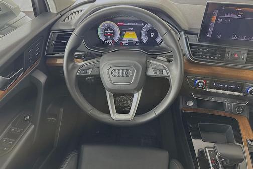 2023 Audi Q5 55 S line Premium